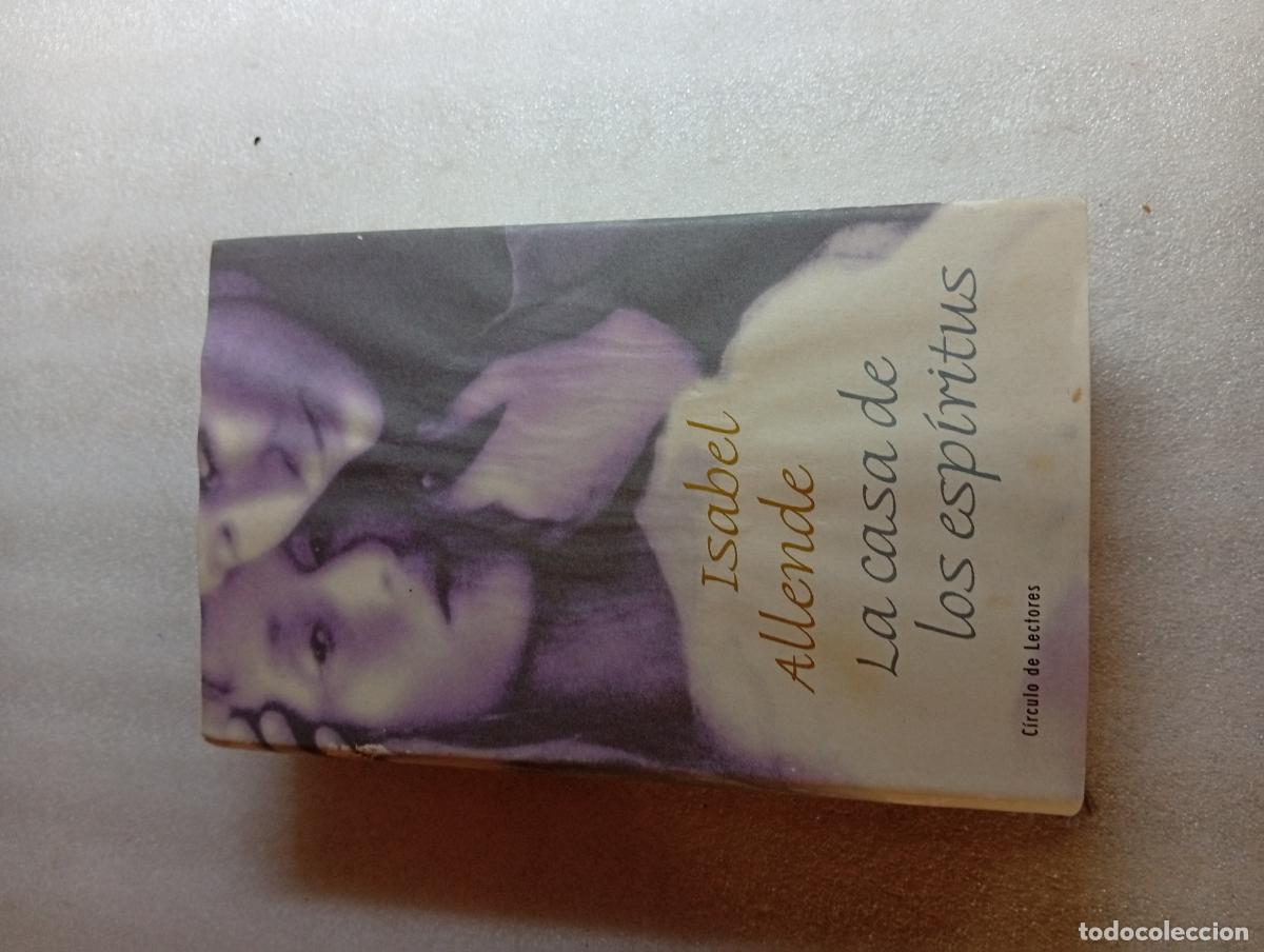 Libros de segunda mano: LA CASA DE LOS ESP&Iacute;RITUS - ISABEL ALLENDE