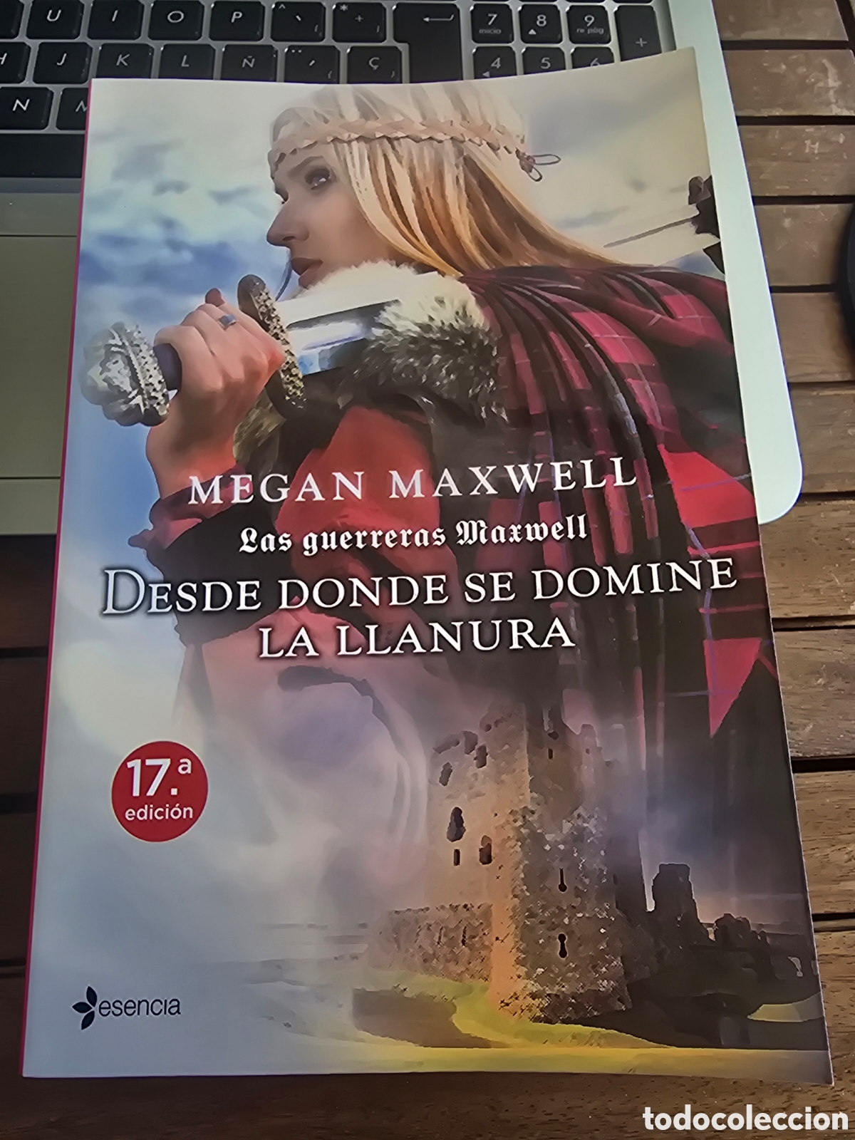 Libros de segunda mano: Las guerreras Maxwell. Desde donde se domine la llanura Megan Maxwell Editorial ESENCIA 2026 novela