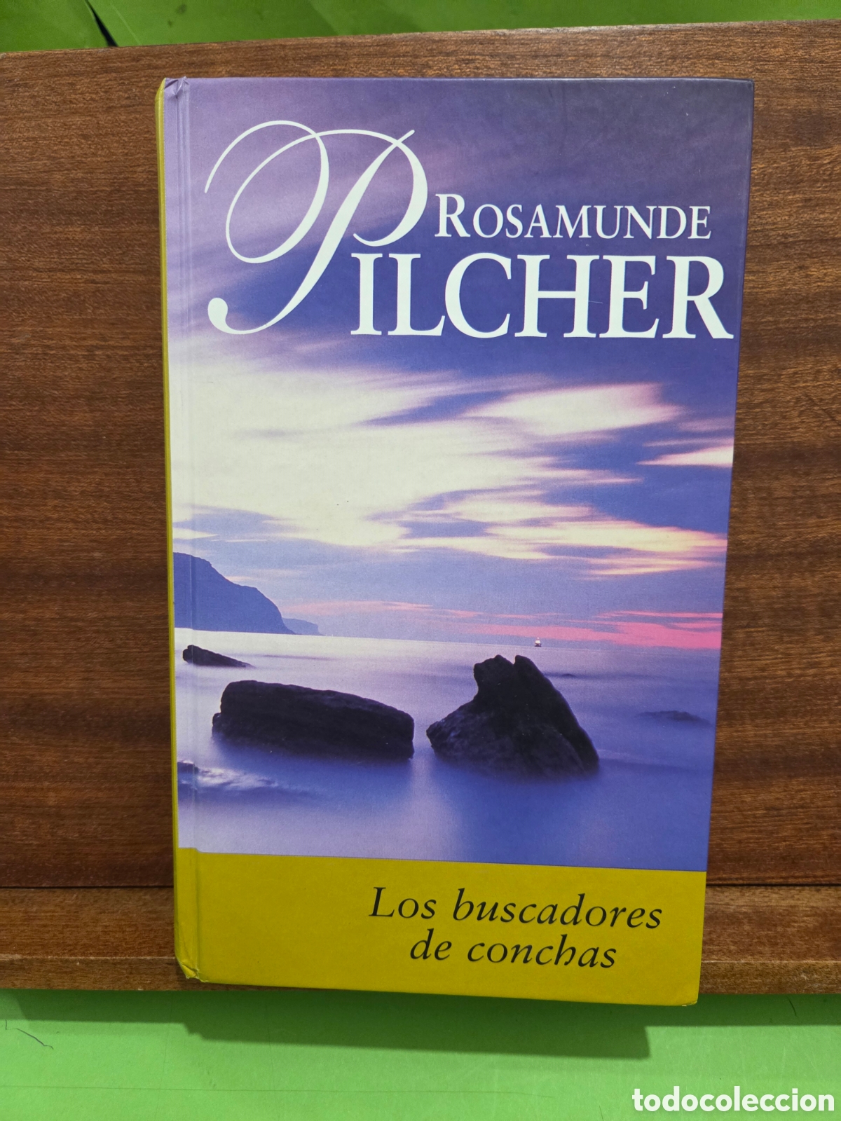 Libros de segunda mano: ROSAMUNDE PILCHER...&rdquo;&rdquo;LOS BUSCADORES DE CONCHAS&rdquo;&rdquo;...RBA...2000..