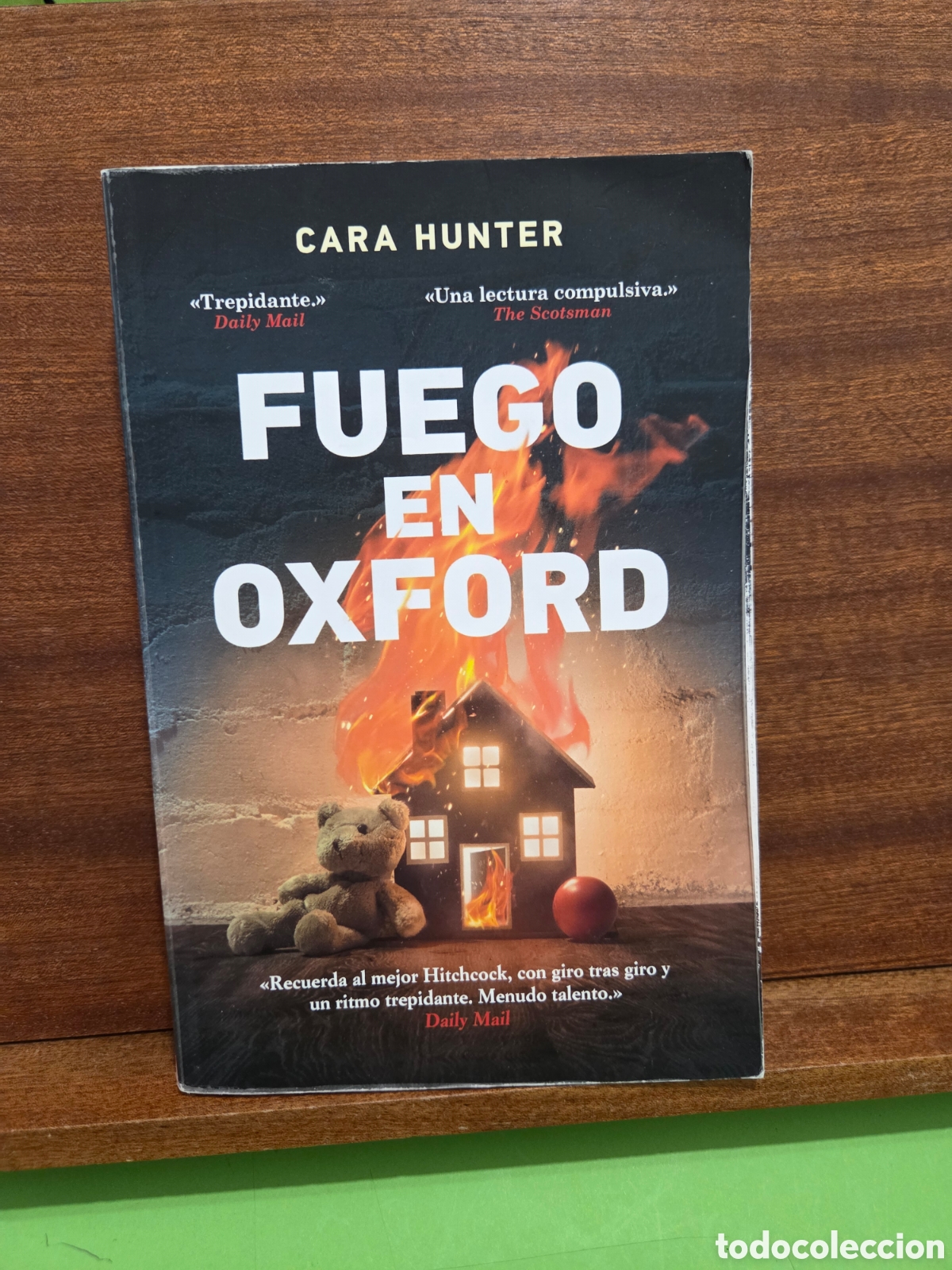 Libros de segunda mano: &rdquo;&rdquo;FUEGO EN OXFORD&rdquo;&rdquo;...CARA HUNTER...2026...