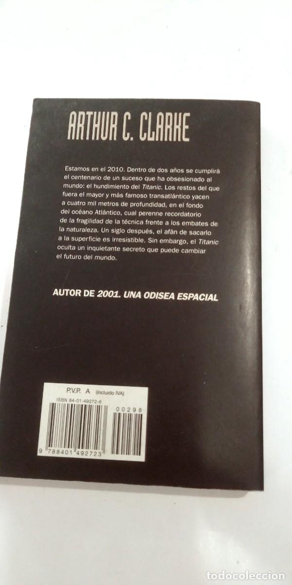 Libros de segunda mano: El espectro del Titanic Arthur C. Clarke - Foto 2