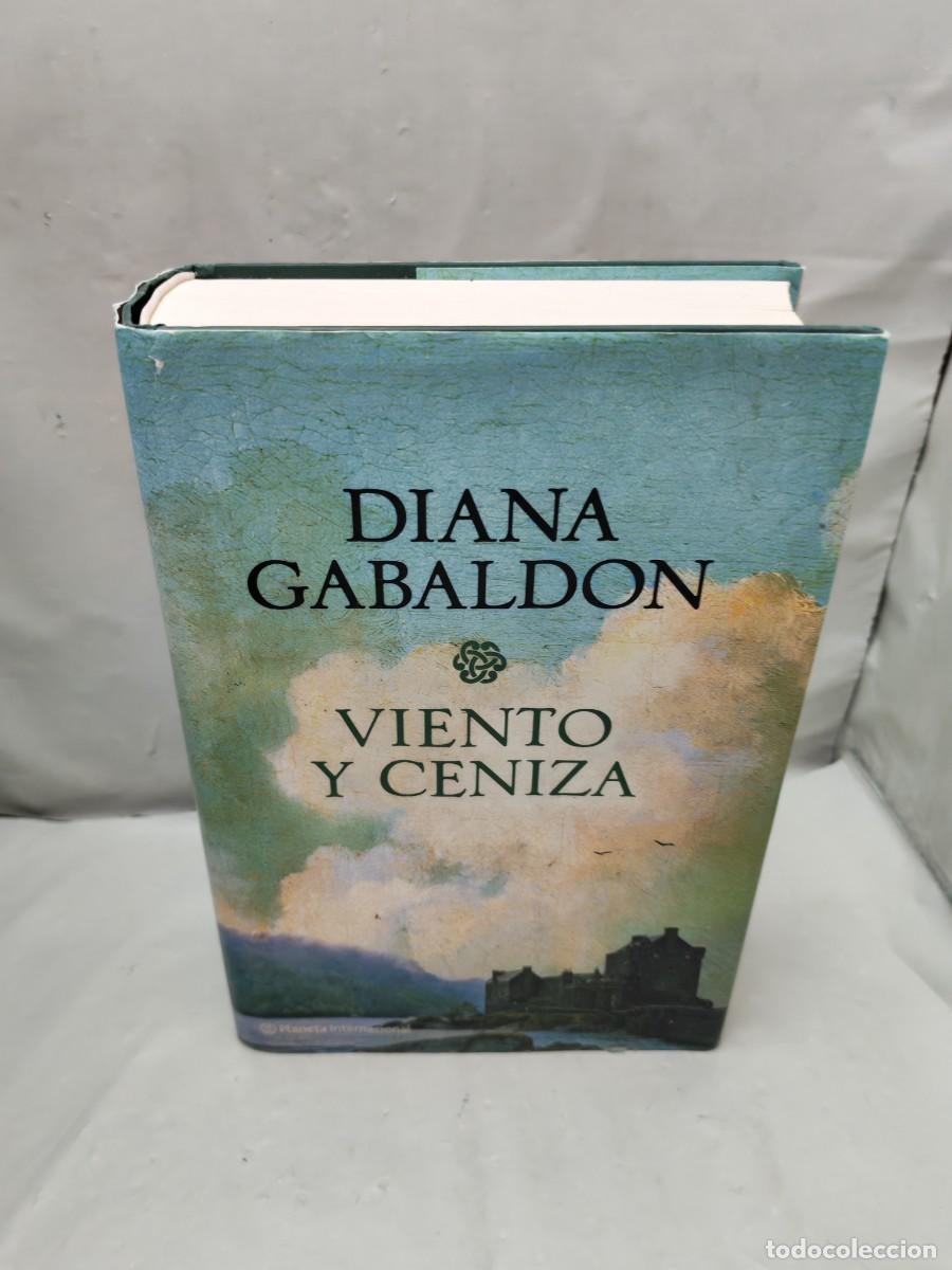 Libros de segunda mano: Viento y ceniza (Primera edici&oacute;n, tapa dura)