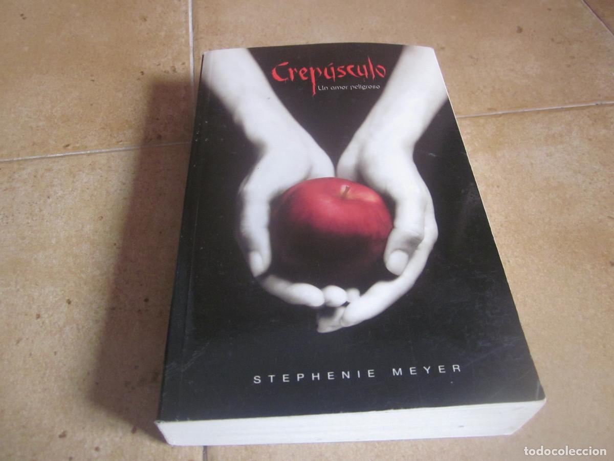 Livres d'occasion: STEPHENIE MEYER - CREPUSCULO - ALFAGUARA 2008