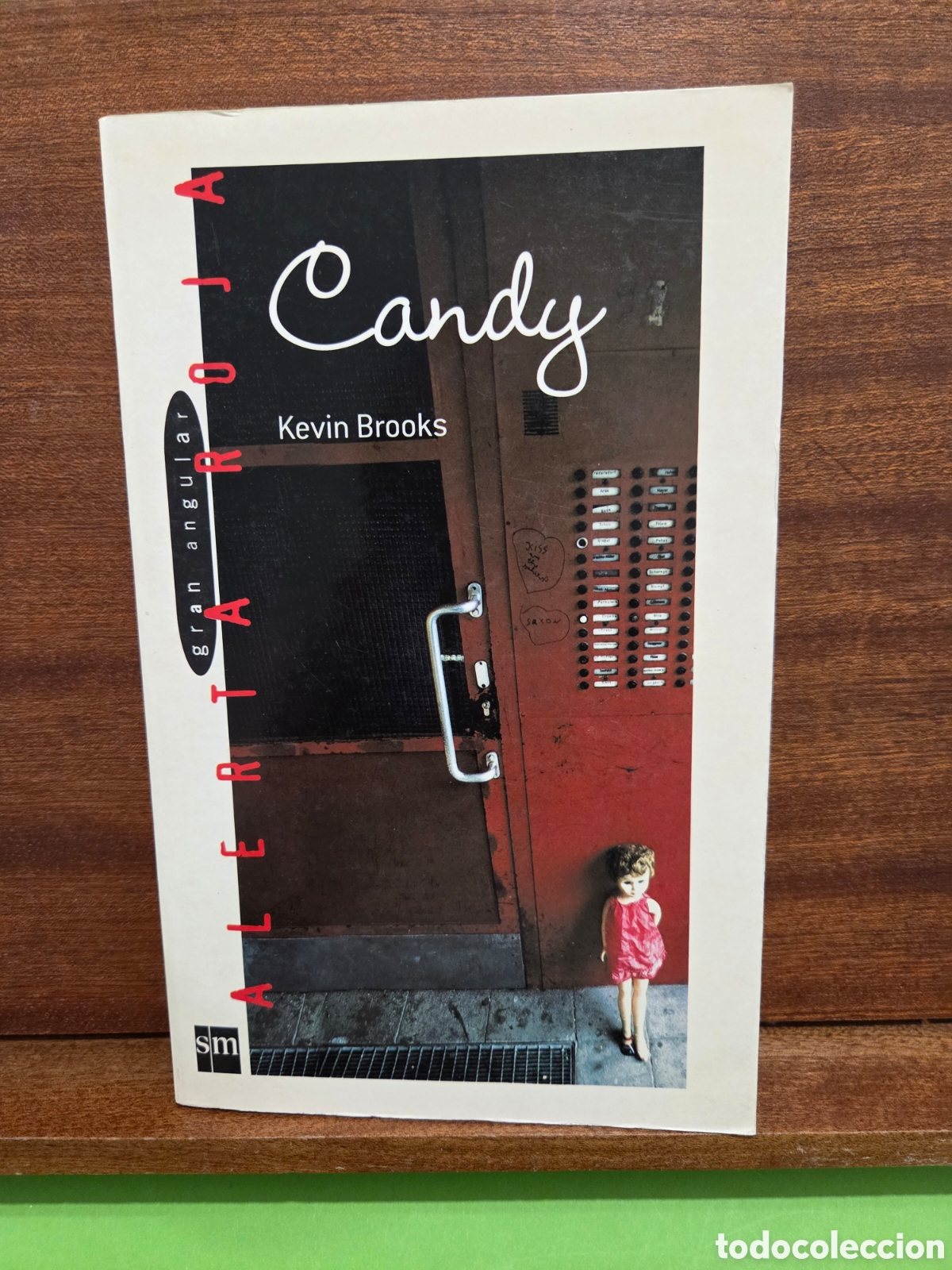 Libros de segunda mano: KEVIN BROOKS...&rdquo;&rdquo;CANDY&rdquo;&rdquo;...EDICIONES SM...2009...
