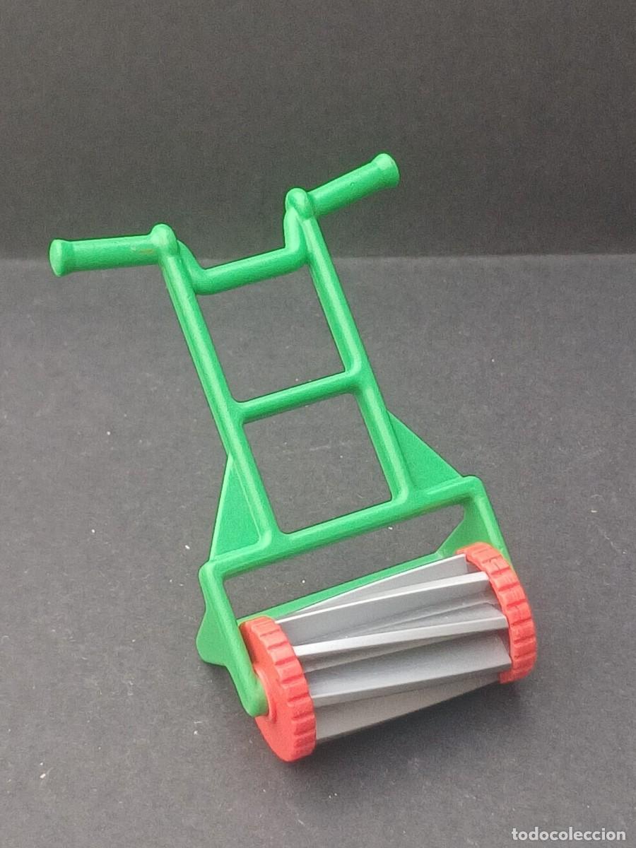 Libros de segunda mano: Playmobil corta cesped