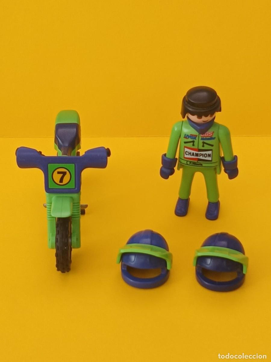Libri di seconda mano: Playmobil moto y figura 3698