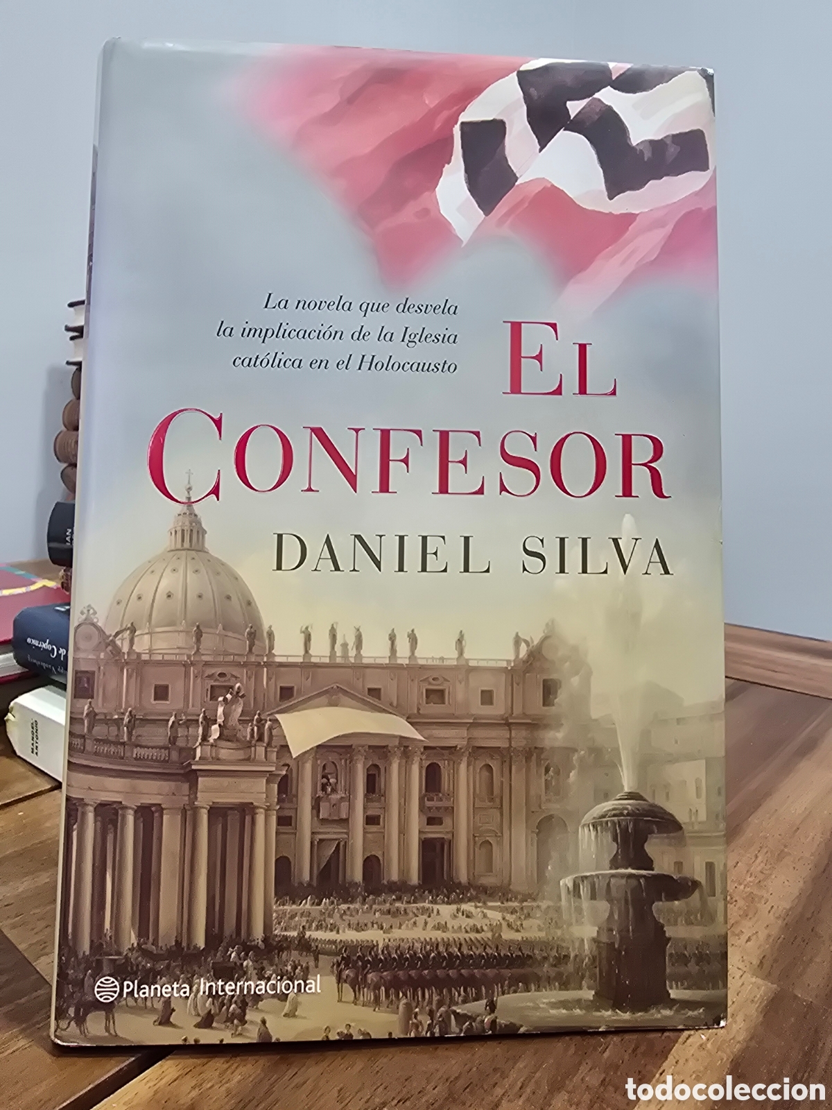 Libros de segunda mano: EL CONFESOR Daniel Silva PLANETA 2005 novela iglesia catolica holocausto