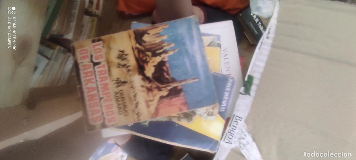 Libros de segunda mano: BIBLIOTECA PULGA N&ordm; 92 LOS TRAMPEROS DE ARKANSAS