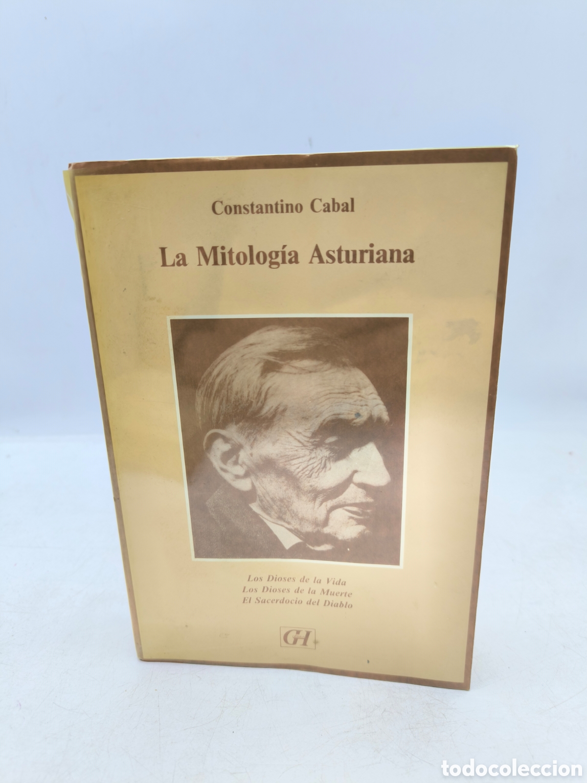 Second hand books: La mitolog&iacute;a asturiana. Constantino Cabal.