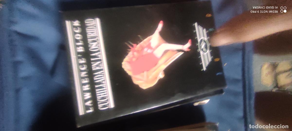 Libros de segunda mano: CUCHILLADA EN LA OSCURIDAD - LAWRENCE BLOCK - ED. J&Uacute;CAR 1991 2