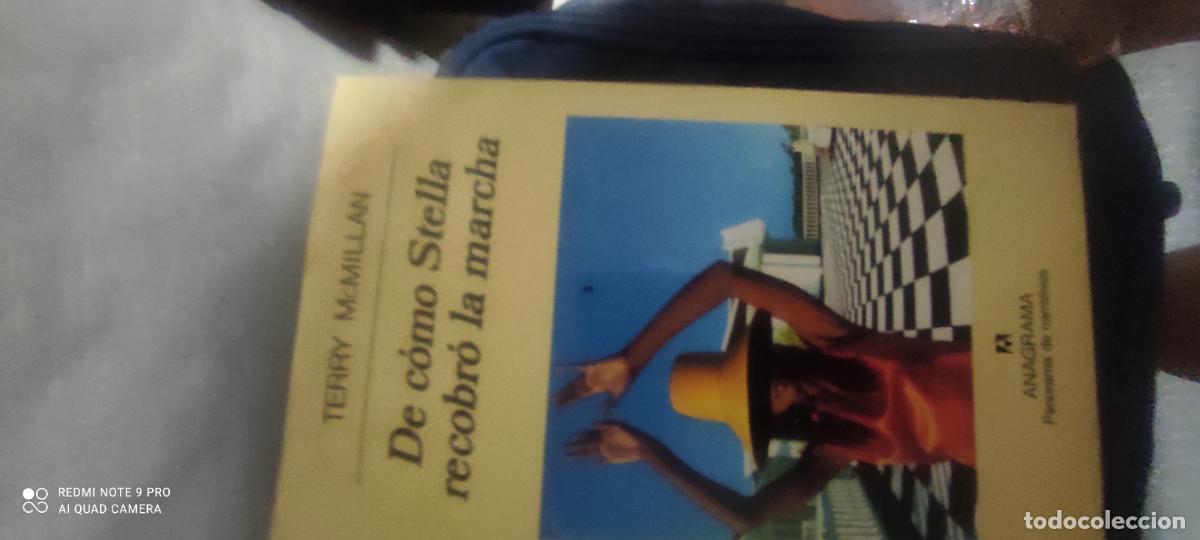 Libros de segunda mano: DE C&Oacute;MO STELLA RECOBR&Oacute; LA MARCHA - McMillan,Terry Anagrama