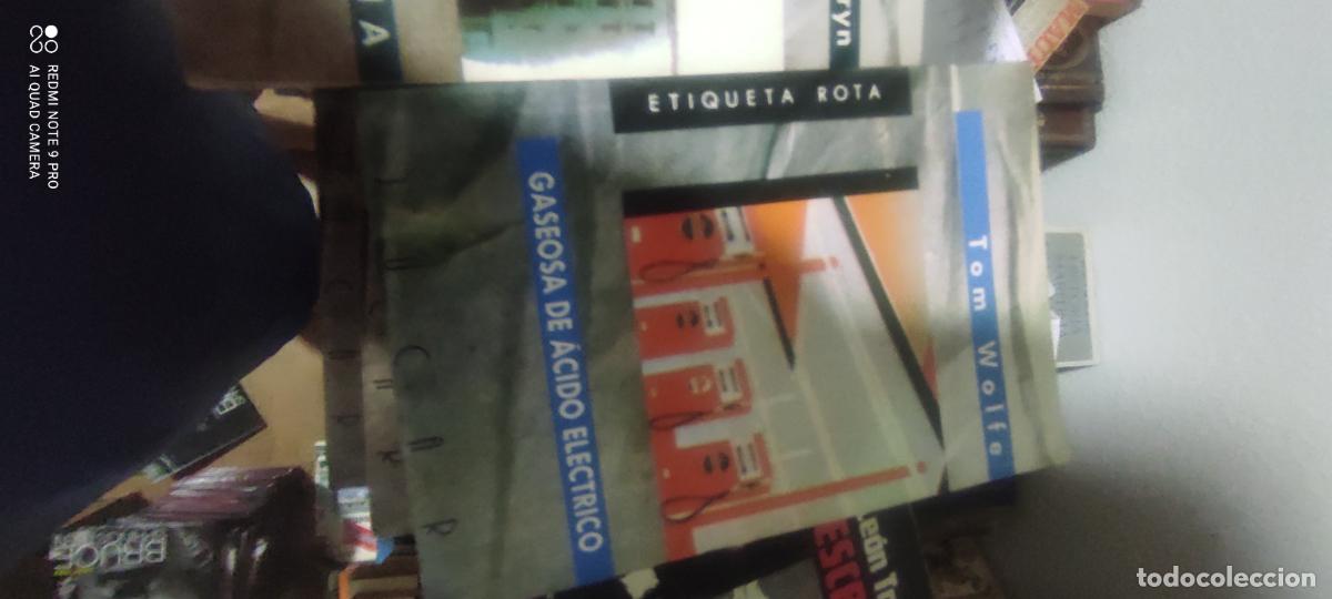 Libros de segunda mano: GASEOSA DE ACIDO ELECTRICO. TOM WOLFE. JUCAR 1988.VERSION CASTELLANA DE J.M. ALVAREZ FLOREZ Y ANGELA