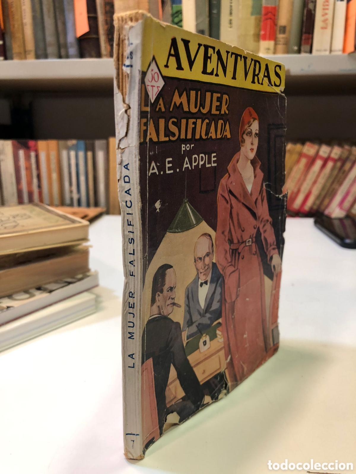 Livres d'occasion: La mujer falsificada - A. E. Apple