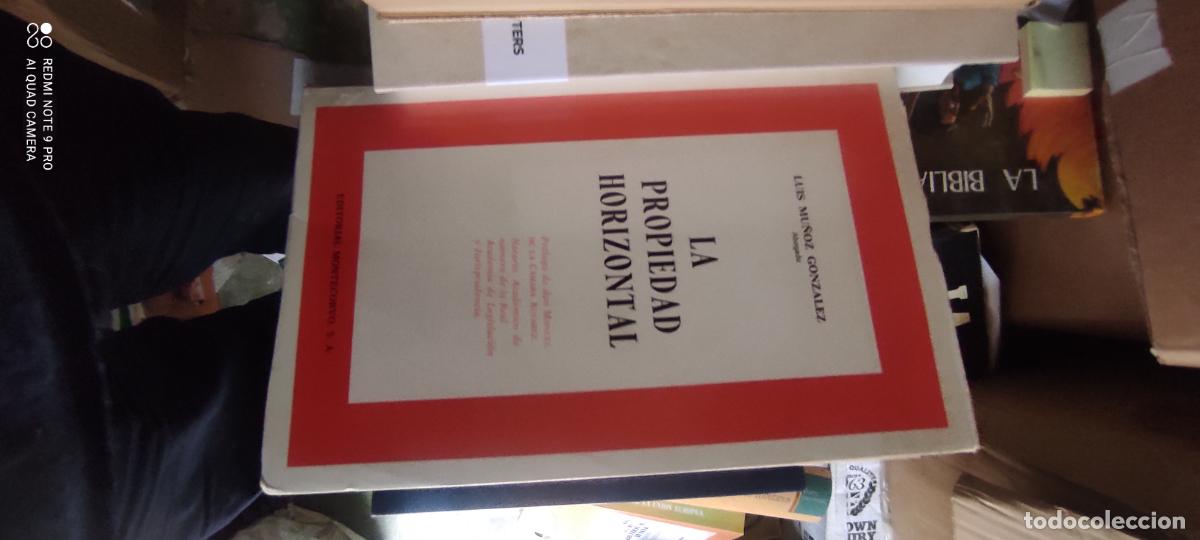 Libros de segunda mano: LA PROPIEDAD HORIZONTAL. - MU&Ntilde;OZ GONZALEZ, Luis.