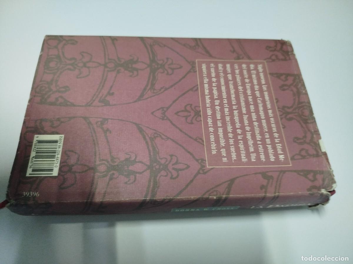 Libros de segunda mano: La papisa. Donna W. Cross - Foto 2