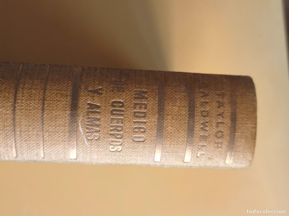 Libri di seconda mano: medico de cuerpos y almas