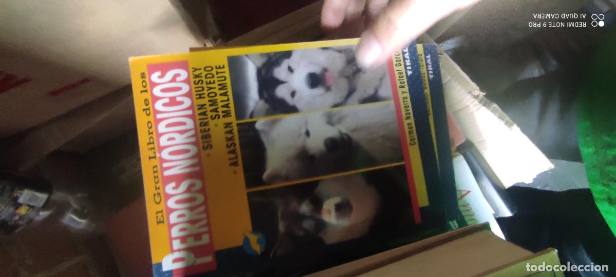Libros de segunda mano: PERROS NORDICOS SIBERIAN HUSKY SAMOYEDO MALAMUTE