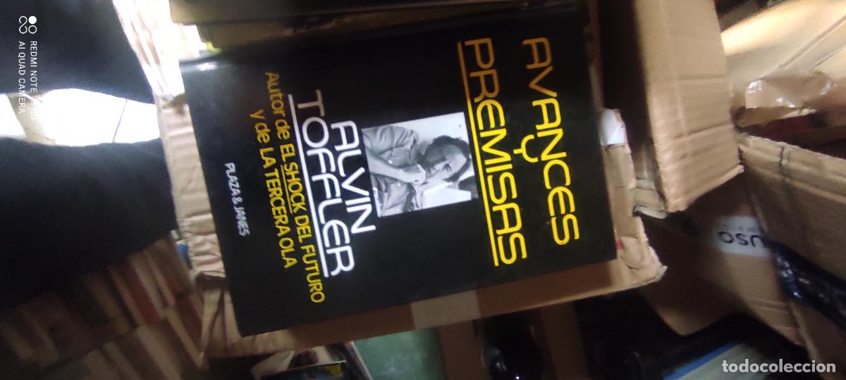 Libros de segunda mano: AVANCES Y PREMISAS - ALVIN TOFFLER - PLAZA & JANES 1983