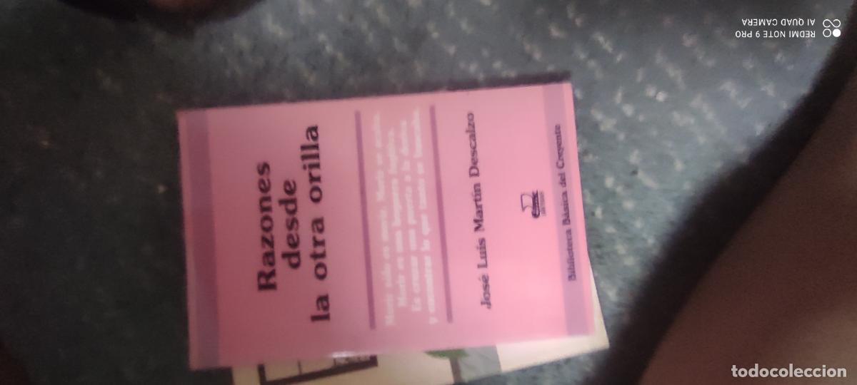 Libros de segunda mano: Razones desde la orilla. MART&Iacute;N DESCALZO, Jos&eacute; Luis. Biblioteca B&aacute;sica Atenas. Madrid, 1995