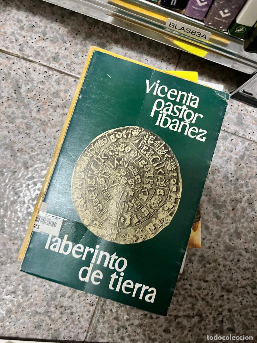 Libros de segunda mano: BLAS83A - Laberinto de tierra &ndash; Vicenta Pastor Ib&aacute;&ntilde;ez. Novela de literatura espa&ntilde;ola contempor&aacute;nea.