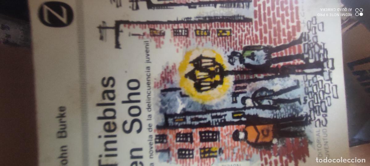 Libros de segunda mano: Tinieblas en Soho - John Burke - Editorial Juventud