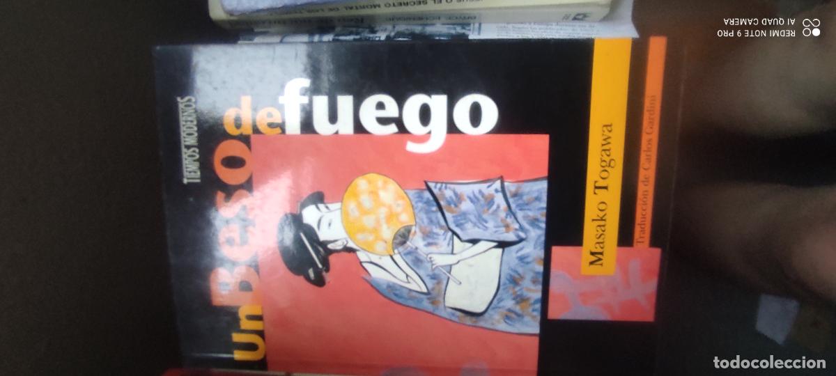 Libros de segunda mano: Un Beso de Fuego - Togawa, Masako