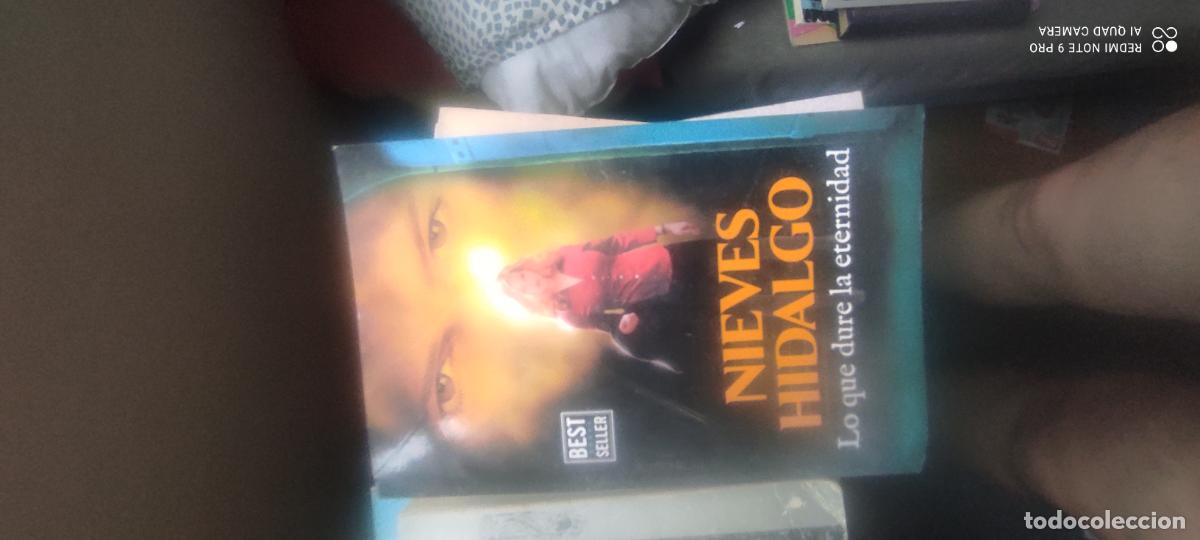 Libros de segunda mano: Lo que dure la eternidad - Nieves Hidalgo