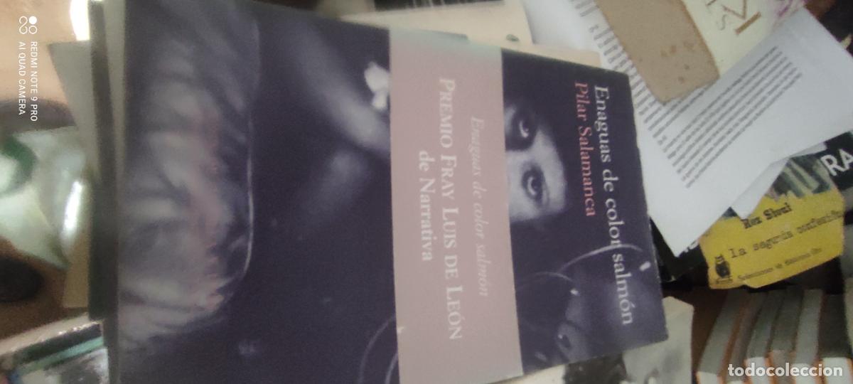 Libros de segunda mano: Enaguas de color salm&oacute;n;Pilar Salamanca;Junta de Castilla y Le&oacute;n;1998 l