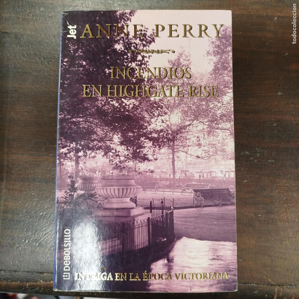 Libros de segunda mano: INCENDIOS EN HIGHGATE RISE - ANNE PERRY