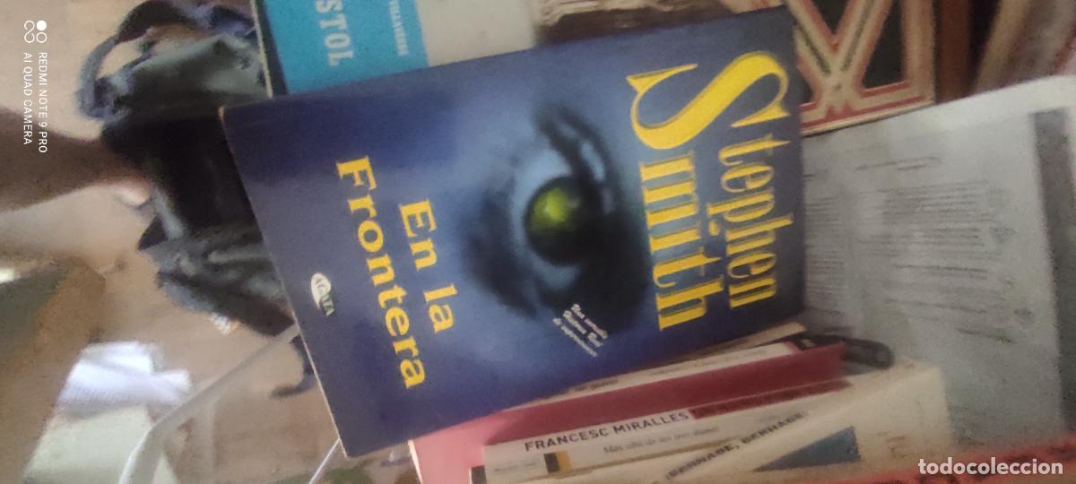 Libros de segunda mano: En la frontera - Stephen Smith