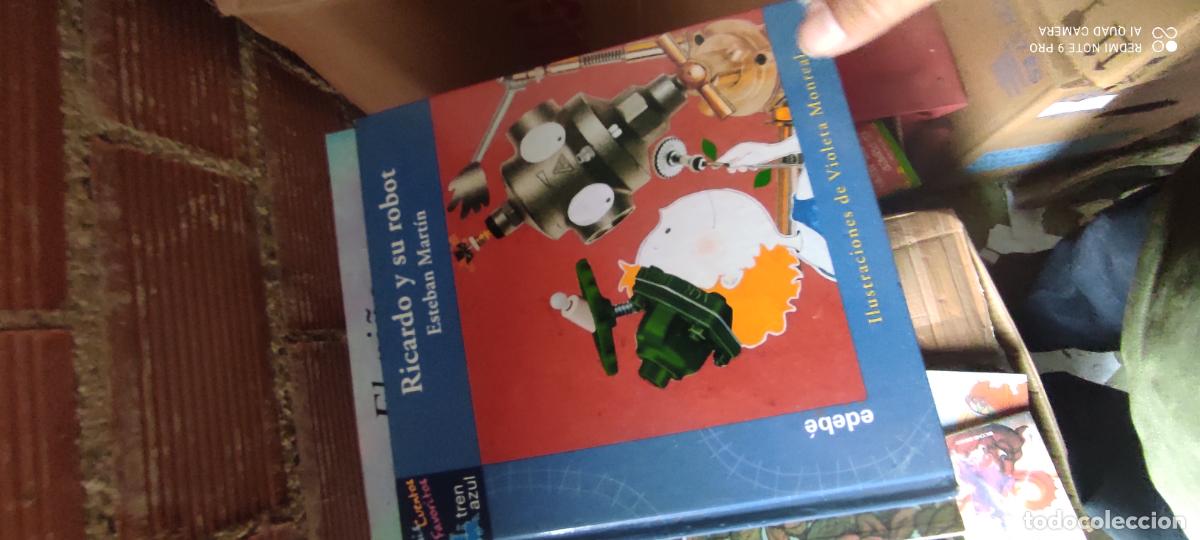 Second hand books: RICARDO Y SU ROBOT - ESTEBAN MARTIN Y VIOLETA MONREAL