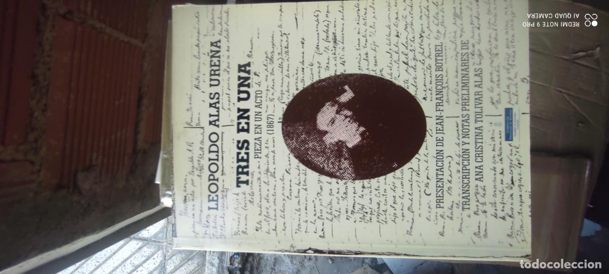 Libros de segunda mano: Alas Ure&ntilde;a. Tres en Una