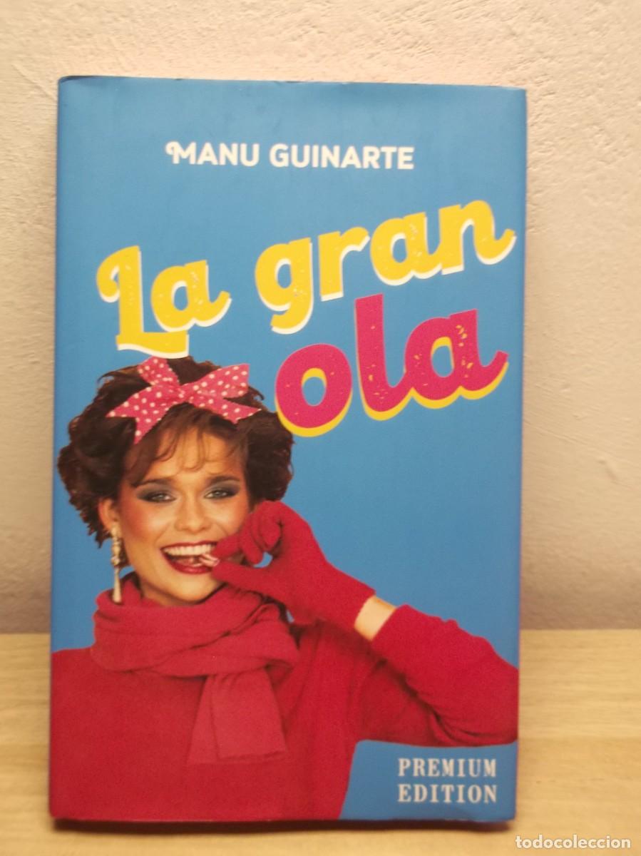 Livres d'occasion: LA GRAN OLA PREMIUM EDITION MANUEL SU&Aacute;REZ GUINARTE -FIRMADO + POSTAL TAPA DURA