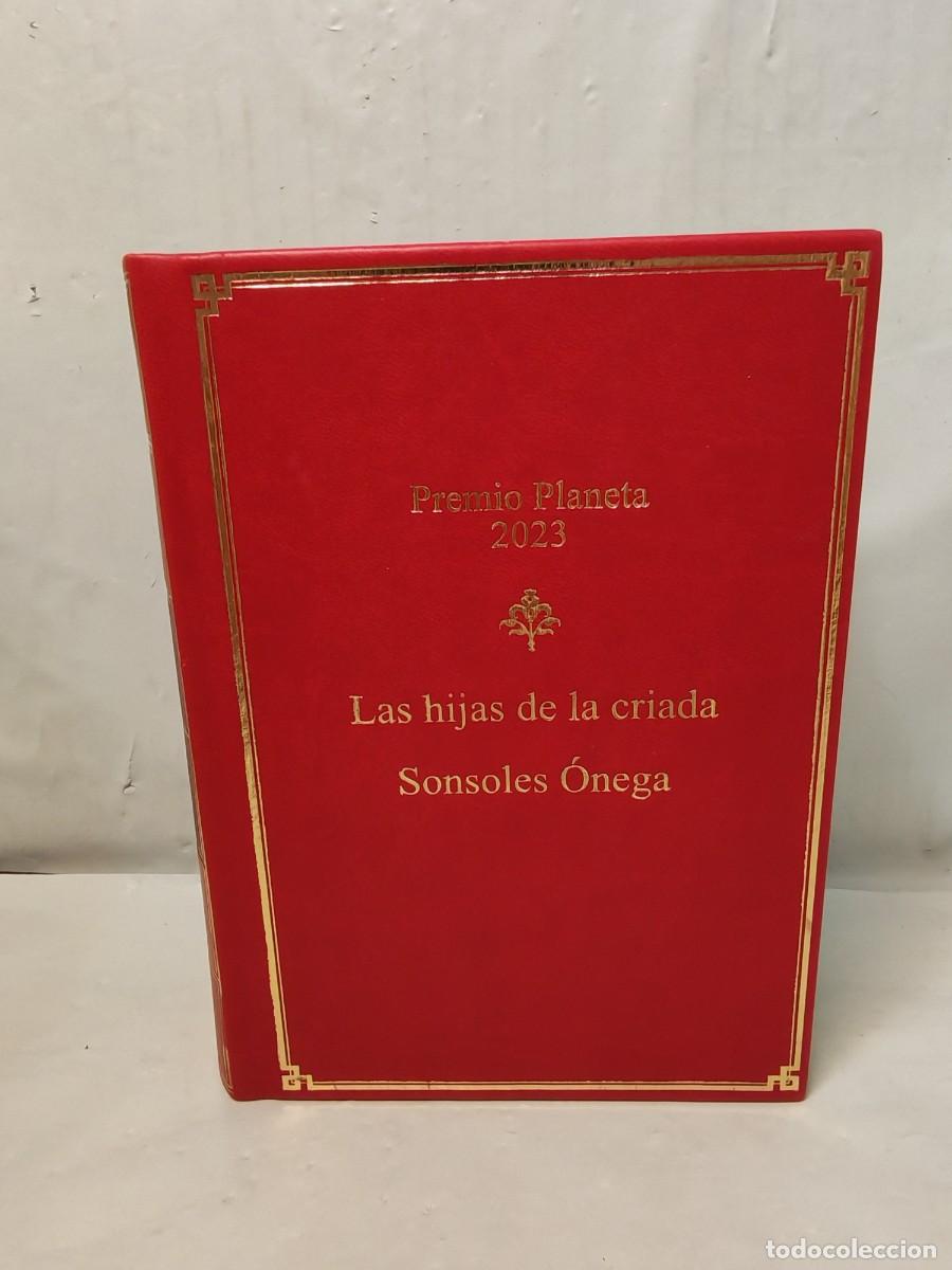 Gebrauchte B&uuml;cher: LAS HIJAS DE LA CRIADA (Primera edici&oacute;n, Dedicatoria y firma Serigrafiadas de Autora)