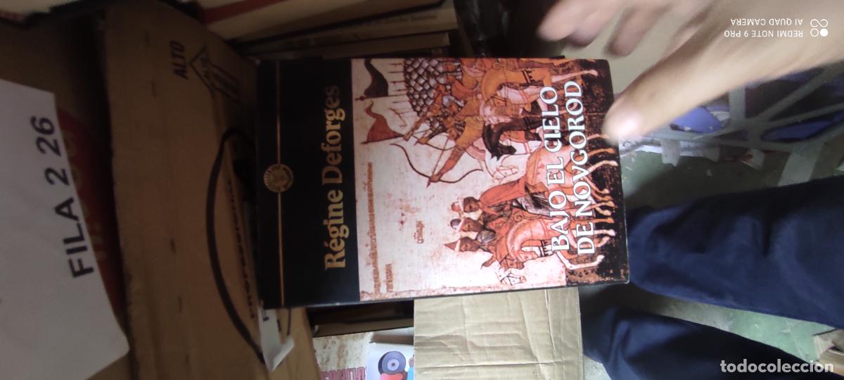Gebrauchte B&uuml;cher: Bajo el cielo de Novgorod.- Deforges, R&eacute;gine