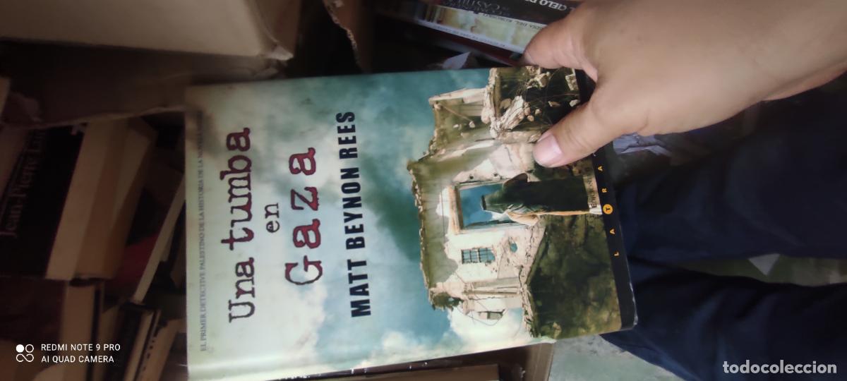 Second hand books: TUMBA EN GAZA - UNA - REES, MATT BEYNON
