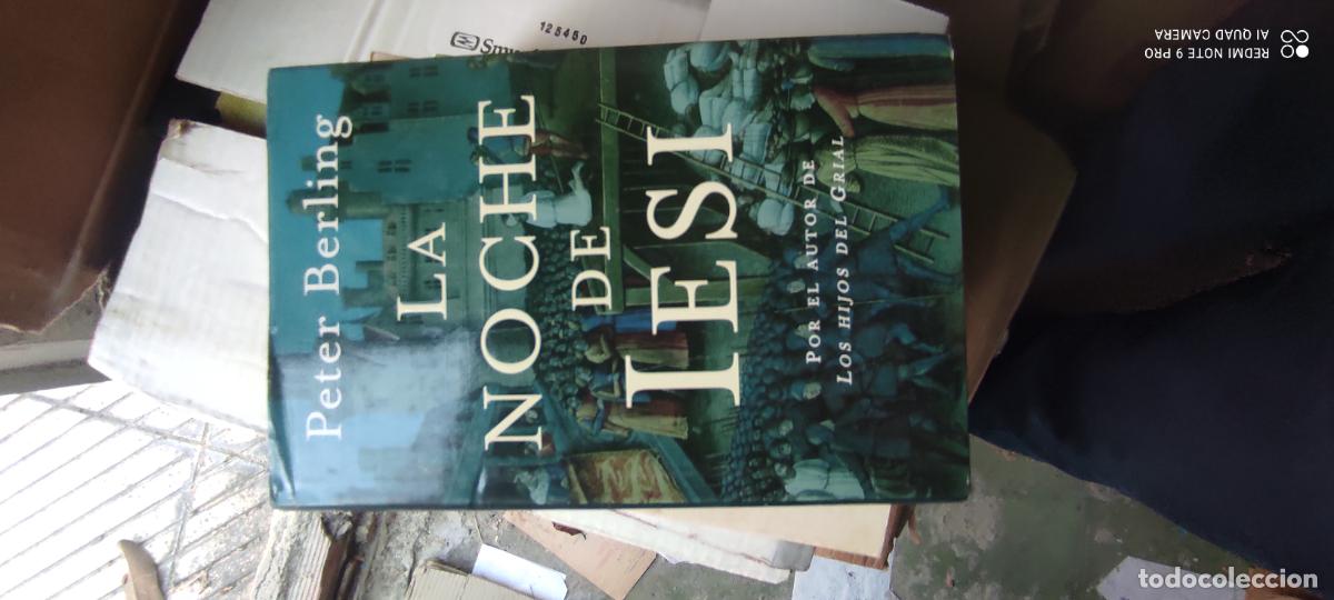 Livros em segunda m&atilde;o: La noche de Iesi: Berling, Peter.