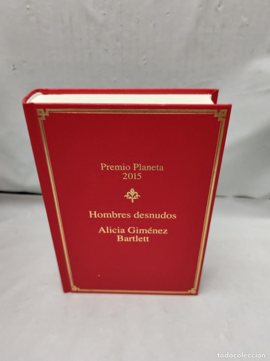 Gebrauchte B&uuml;cher: Hombres Desnudos (Primera edici&oacute;n, Dedicatoria y Firma Serigrafiadas de Autora)