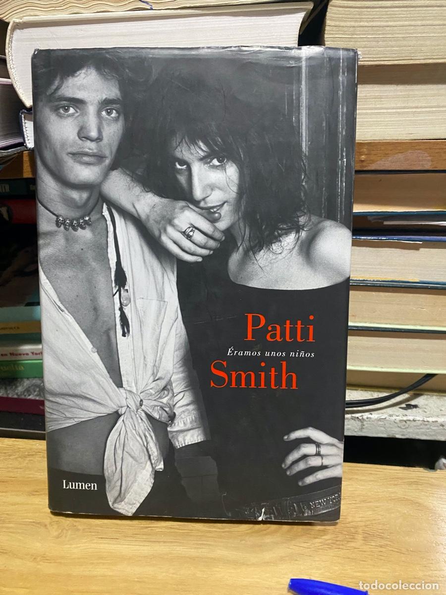 Libros de segunda mano: PATTI SMITH, ERAMOS UNOS NI&Ntilde;OS, EDT. LUMEN
