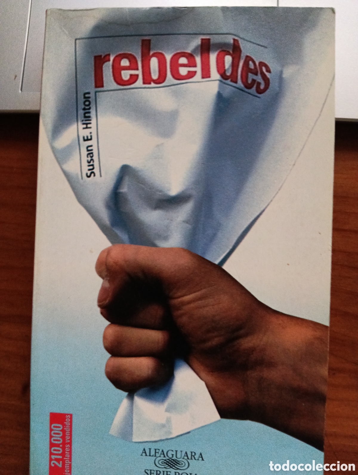 Libros de segunda mano: Rebeldes, Susan E. Hinton