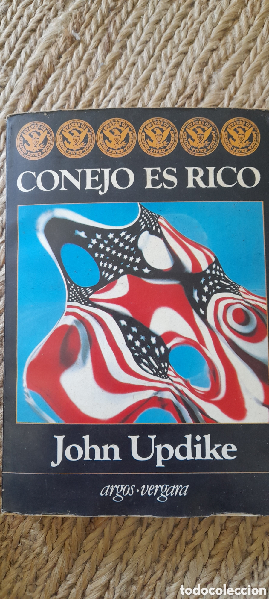 Libros de segunda mano: Conejo es rico. John Updike