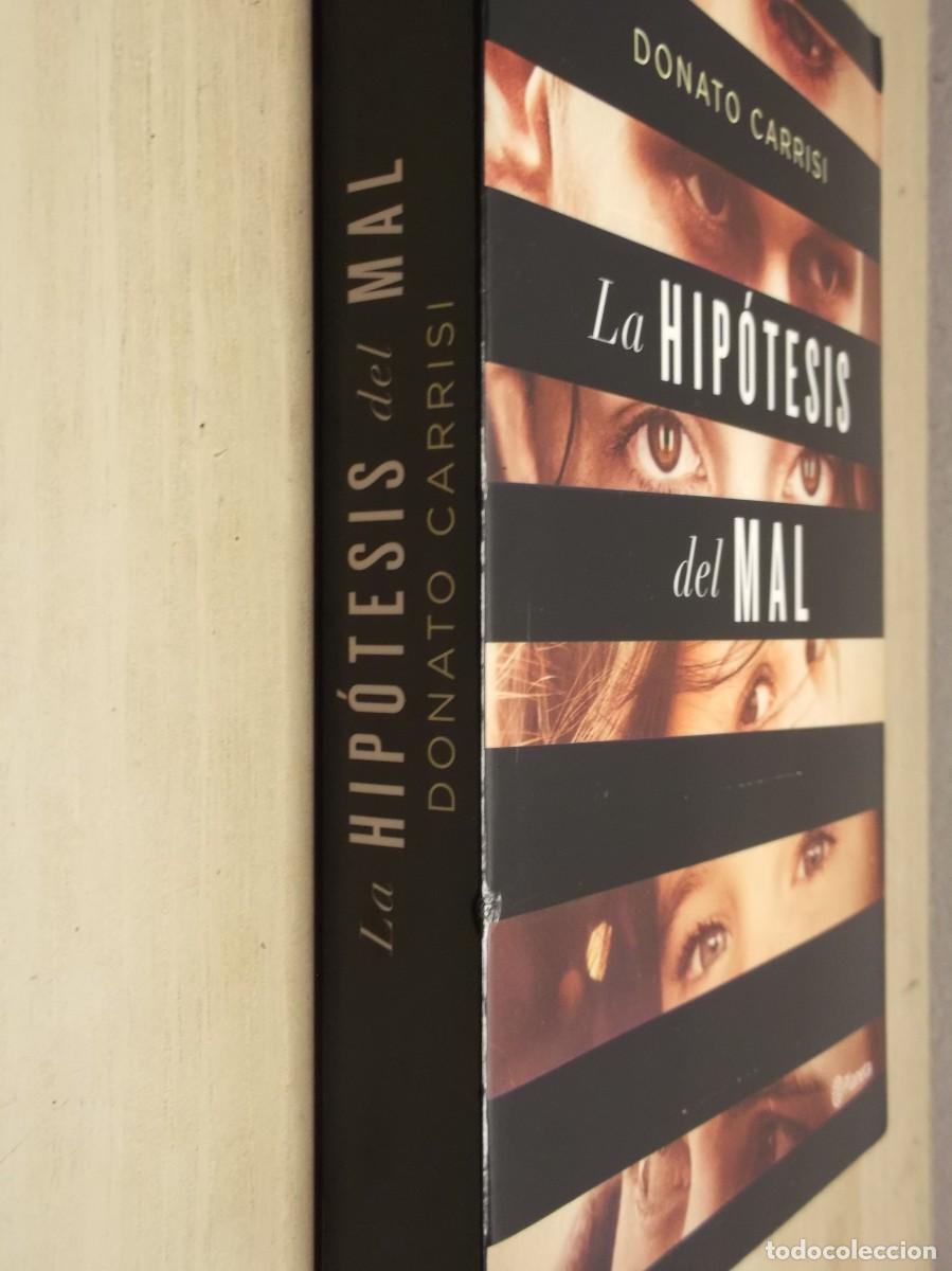 Libros de segunda mano: La hip&oacute;tesis del mal de Donato Carrisi - Tapa blanda 1 edici&oacute;n 2015