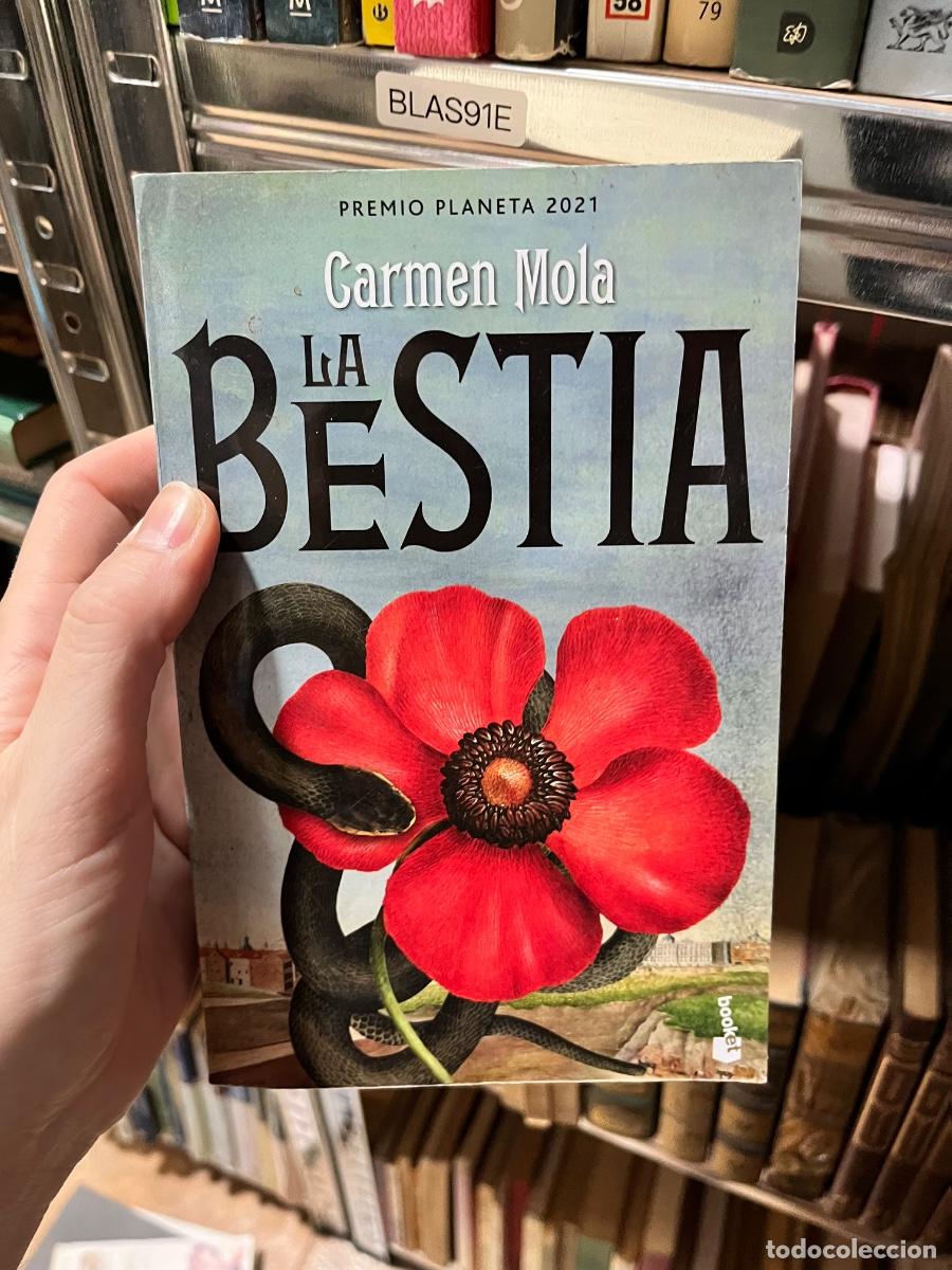 Libros de segunda mano: BLAS91E PREMIO PLANETA 2021 Carmen Mola BESTIA