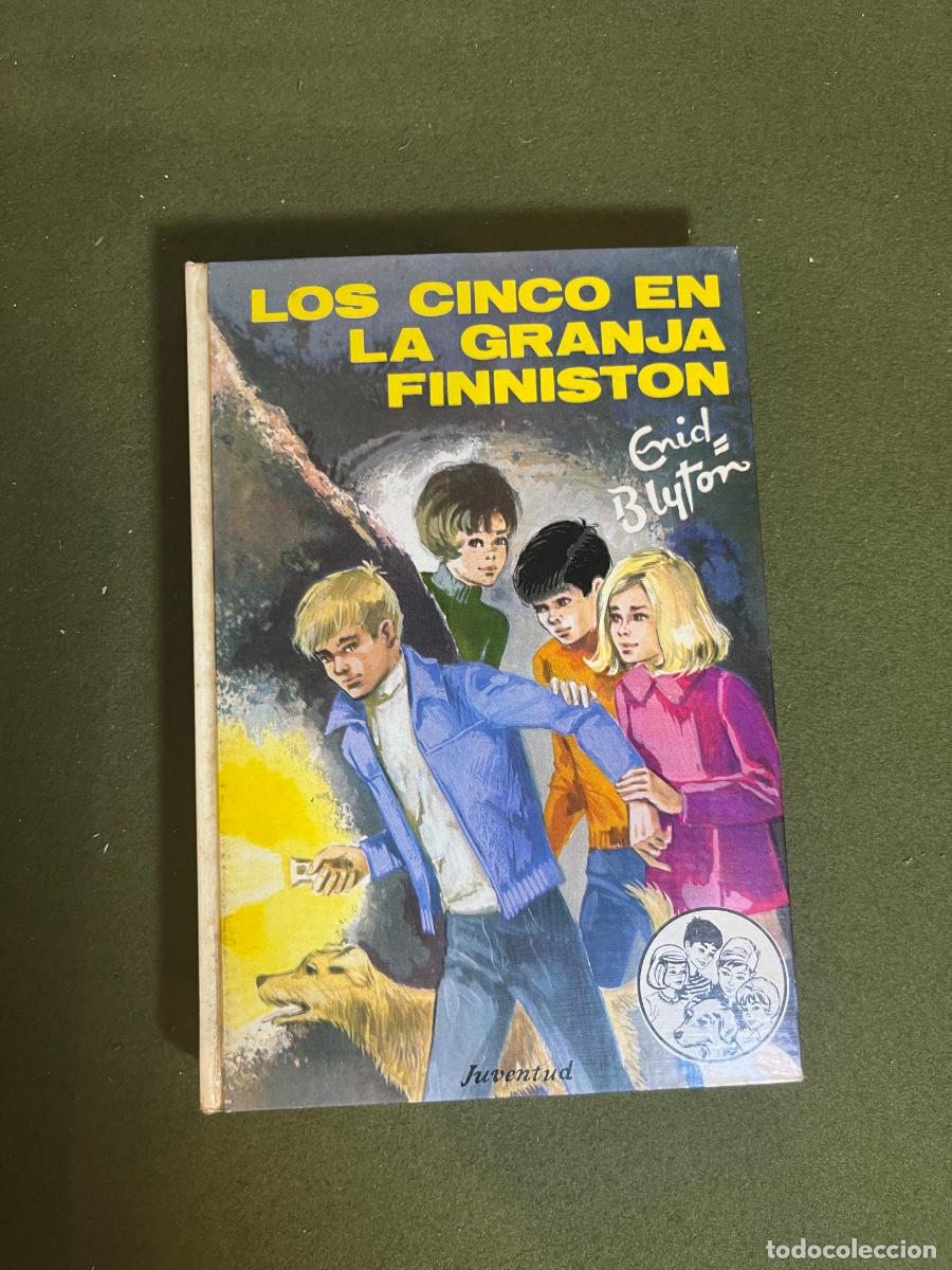 Libros de segunda mano: Los Cinco en la Granja Finniston Enid Blyton Editorial Juventud 4&ordf; edici&oacute;n 1973 tapa dura Jos&eacute; Corre