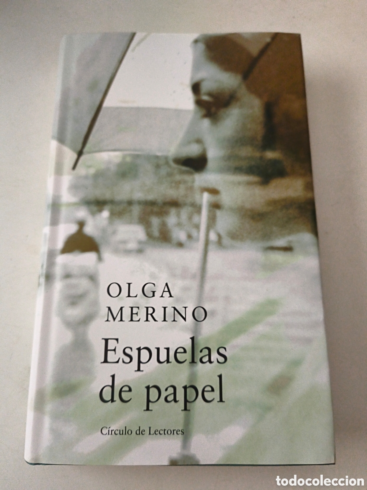 Second hand books: Espuelas de papel. Olga Merino