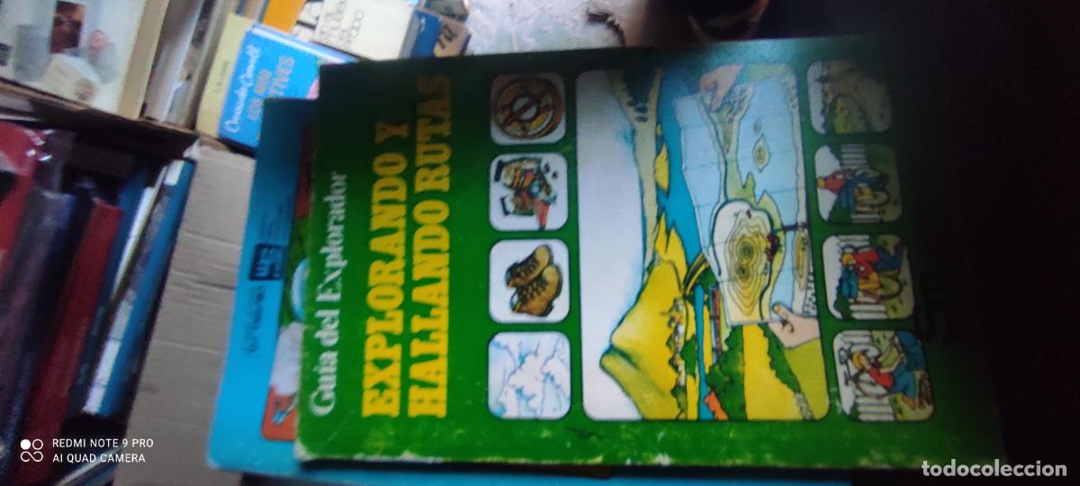 Libros de segunda mano: Libro infantil Explorando y hallando rutas. Guia del explorador. A&ntilde;o 1980. Plesa.