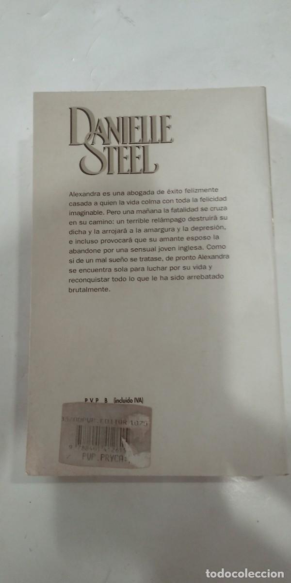 Libros de segunda mano: Rel&aacute;mpago Danielle Steel - Foto 2