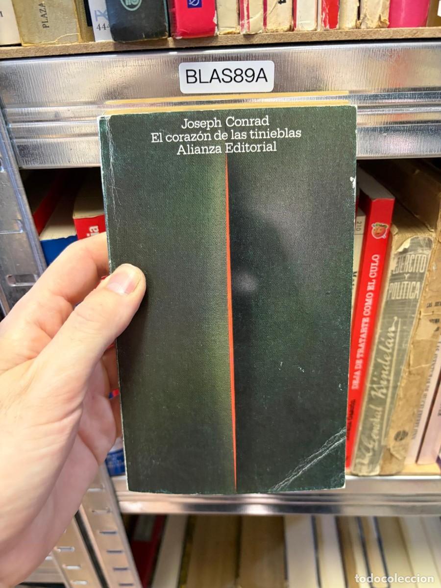 Libros de segunda mano: BLAS89A Joseph Conrad, El coraz&oacute;n de las tinieblas, Alianza Editorial