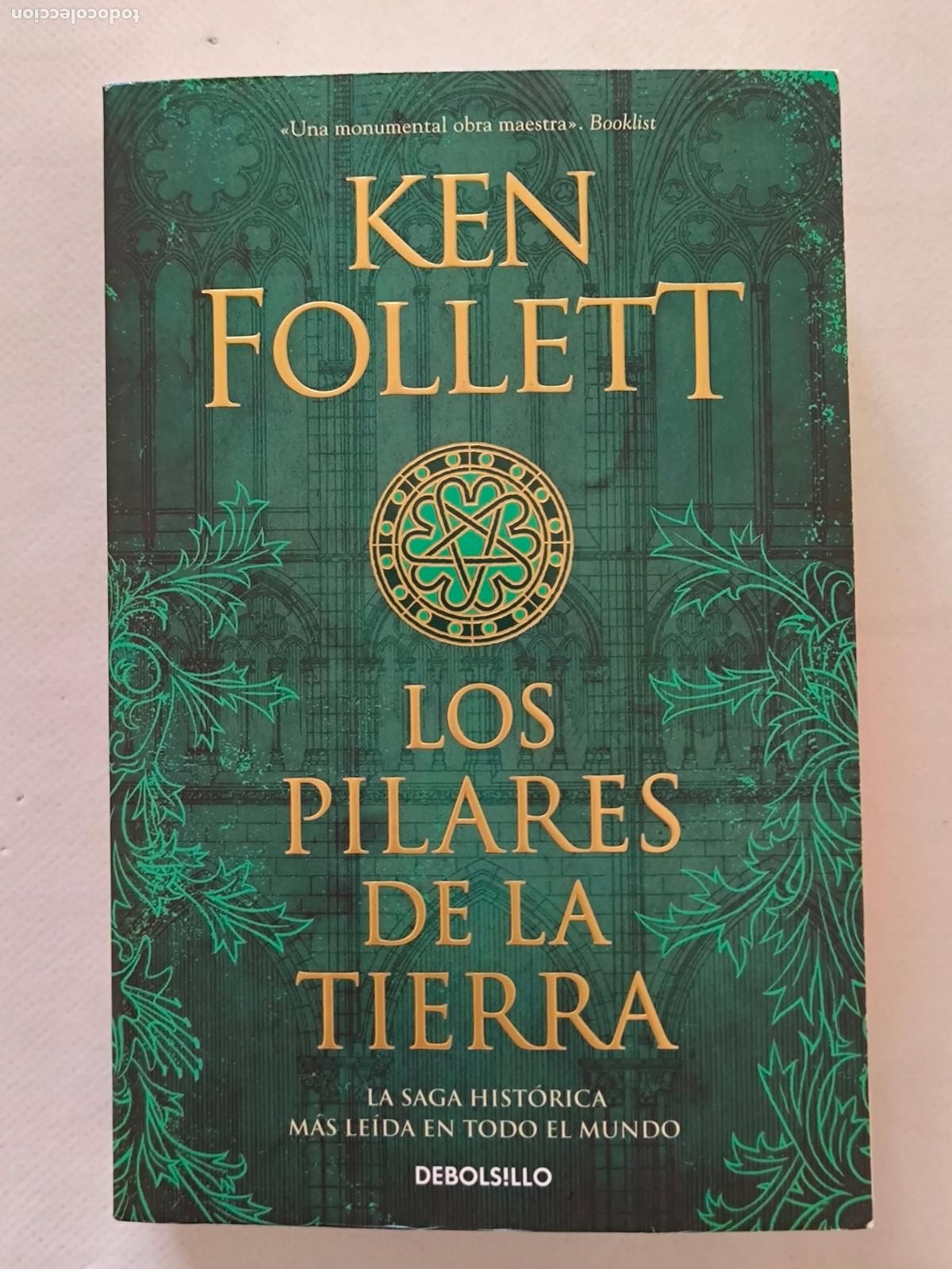 Libros de segunda mano: LOS PILARES DE LA TIERRA - KEN FOLLETT - 2025 - DEBOLSILLO (U2)