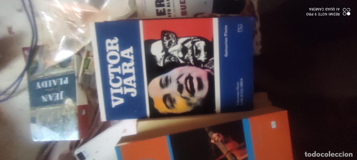 Libri di seconda mano: Victor Jara. COLECCI&Oacute;N LOS JUGLARES. EDICIONES J&Uacute;CAR 1978